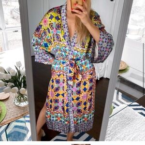 New, Never Used , Med, robe/ coat hard to come by Medium, a 36DD for reference